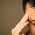 تومور عصب چشم (گلیومای عصب بینایی): علائم، علت و روش‌های درمان